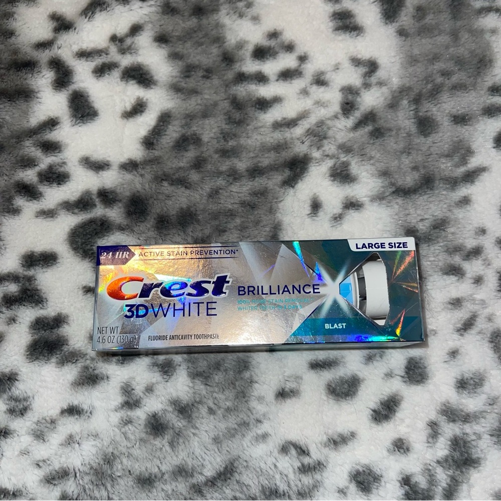 Crest 3D white toothpaste